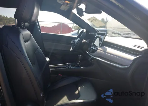 2024 Jeep Compass Latitude 4X4 z USA, uszkodzony, nr VIN 3C4NJDBN6RT595374